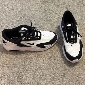 Nike Air Max Black and White Athletic Shoes